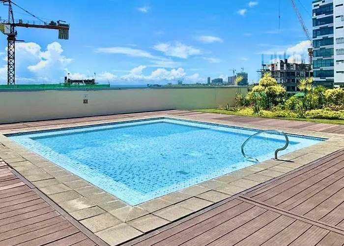 Apartment 8 Newtown Boulevard Near Airport And *