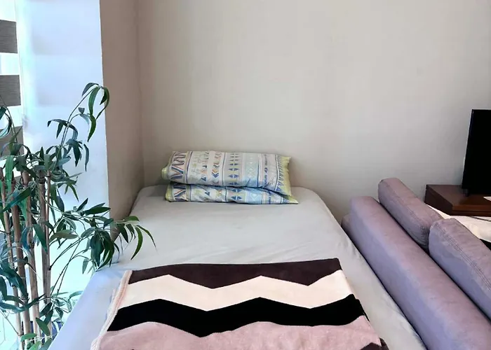 8 Newtown Boulevard Near Airport And Punta Engano (Mactan)